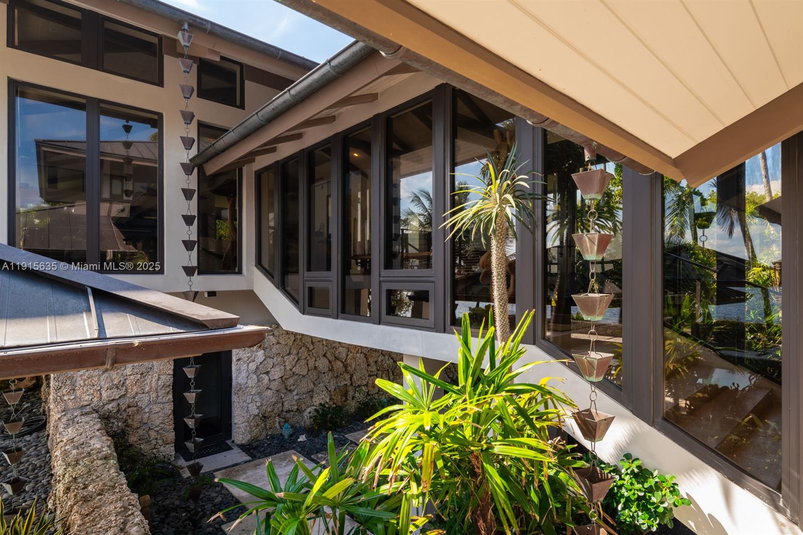 820 San Pedro Ave, Coral Gables FL 33156