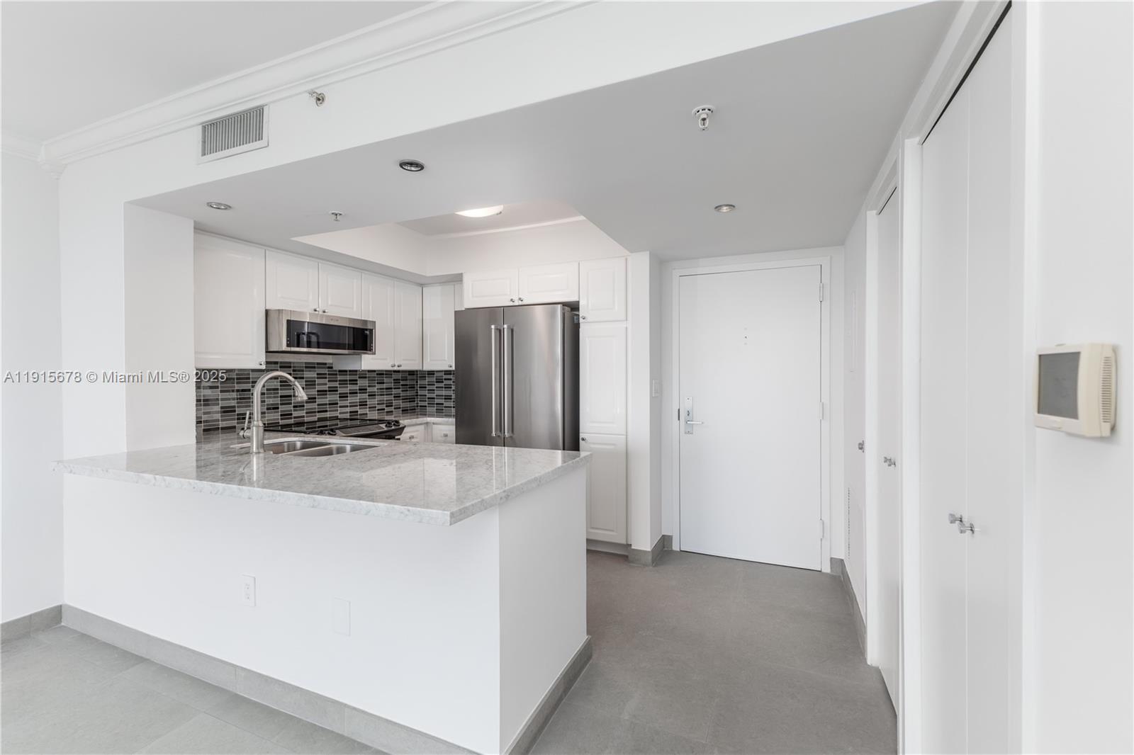 1800 Sunset Harbour Dr #1409, Miami Beach FL 33139