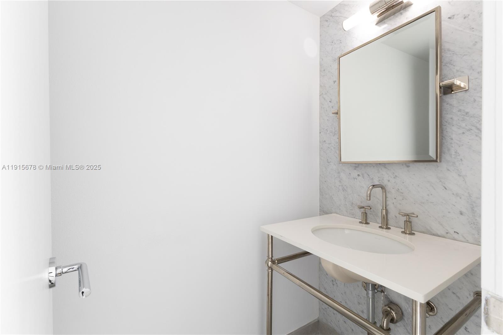 1800 Sunset Harbour Dr #1409, Miami Beach FL 33139