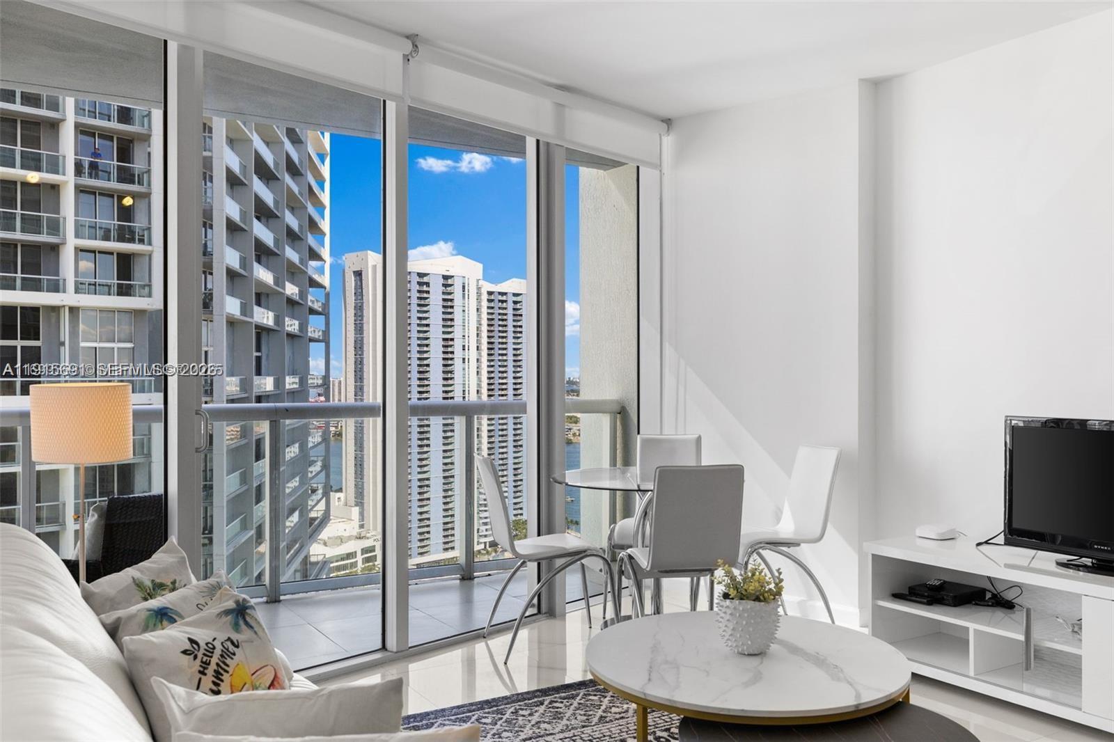 495 Brickell Ave #2206, Miami FL 33131