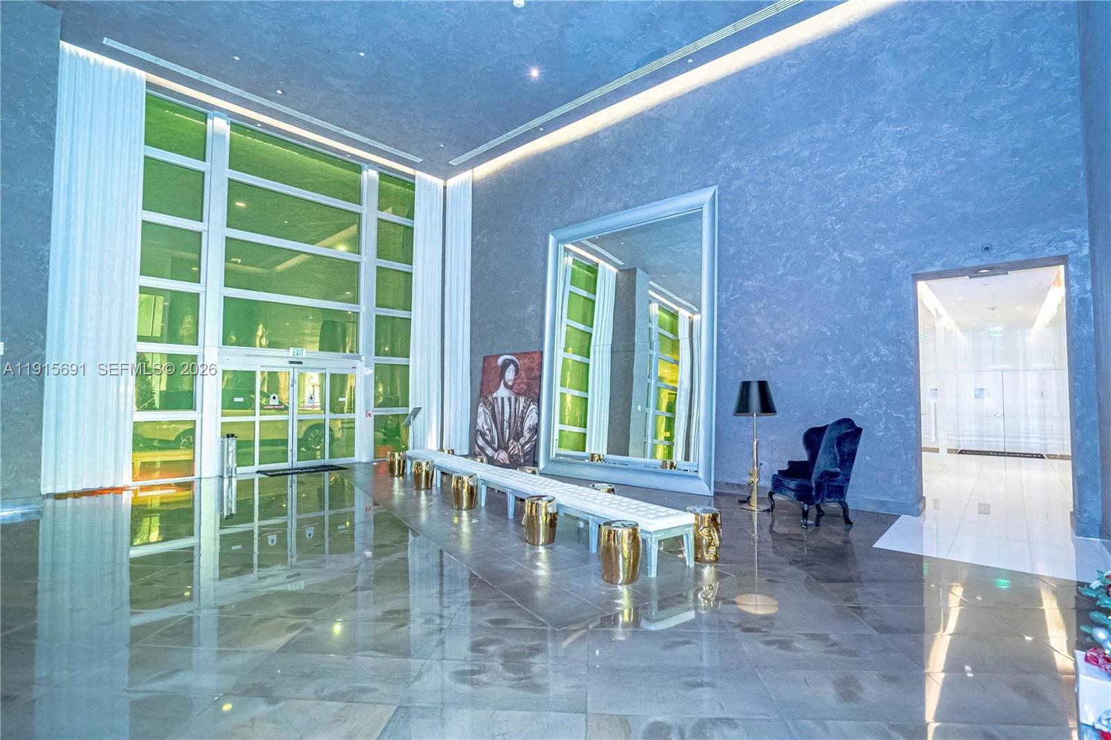 495 Brickell Ave #2206, Miami FL 33131