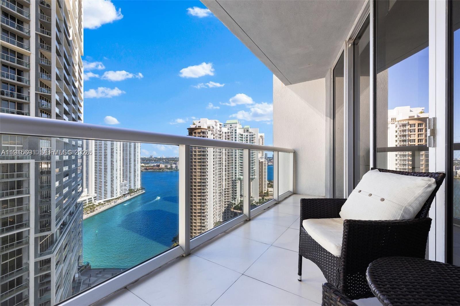 495 Brickell Ave #2206, Miami FL 33131