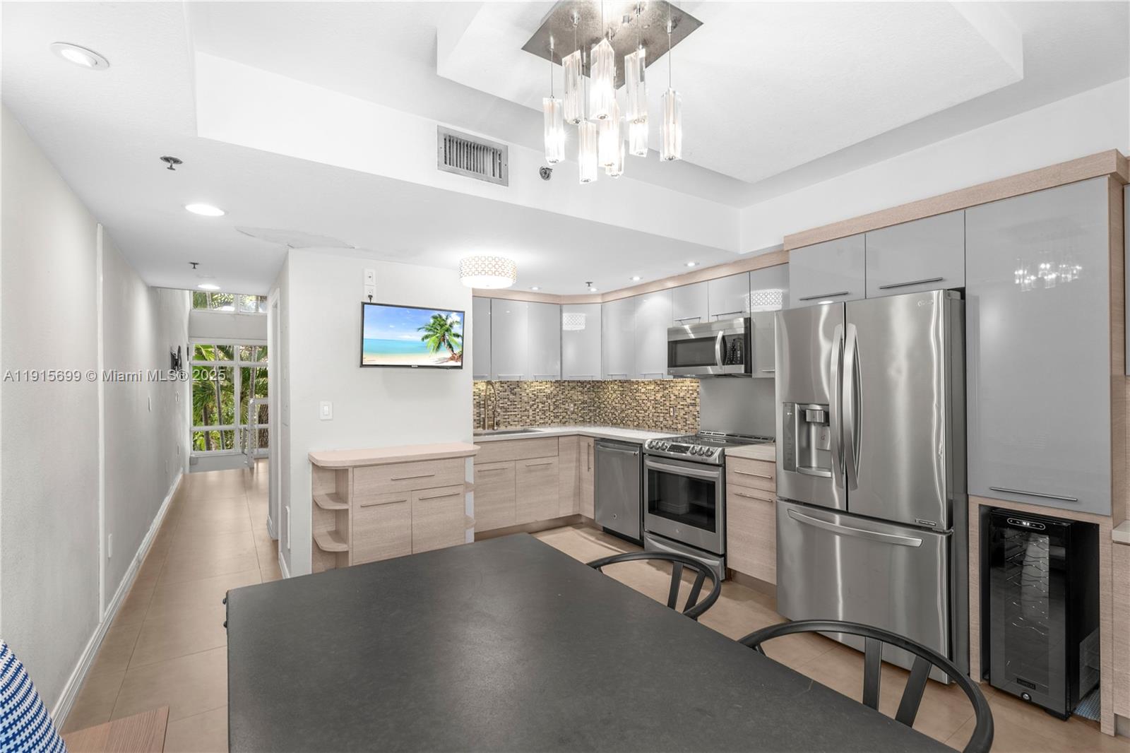 1853 Jefferson Ave #6, Miami Beach FL 33139
