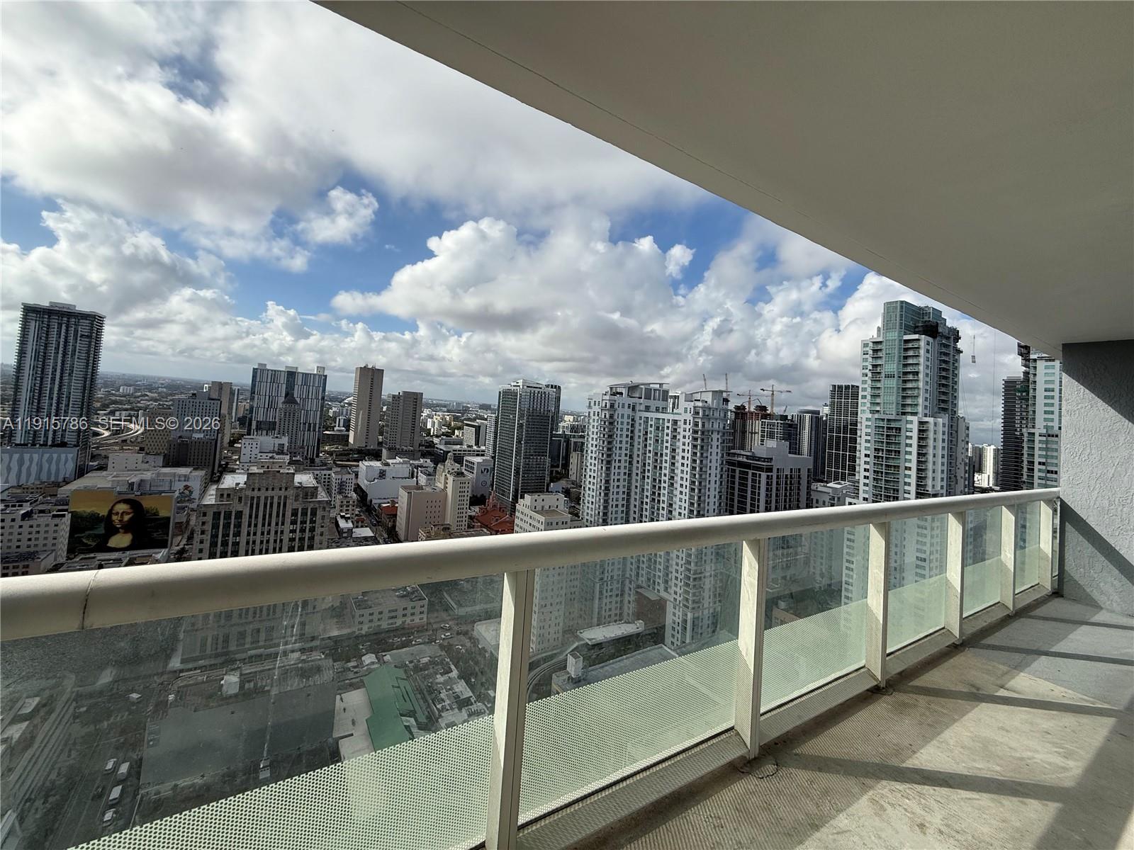 50 Biscayne Blvd #3911, Miami FL 33132