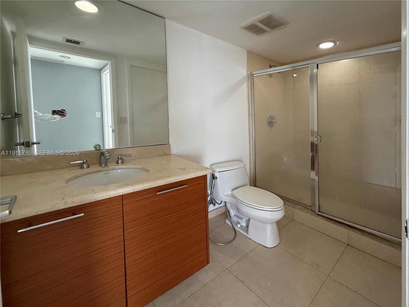 50 Biscayne Blvd #3911, Miami FL 33132