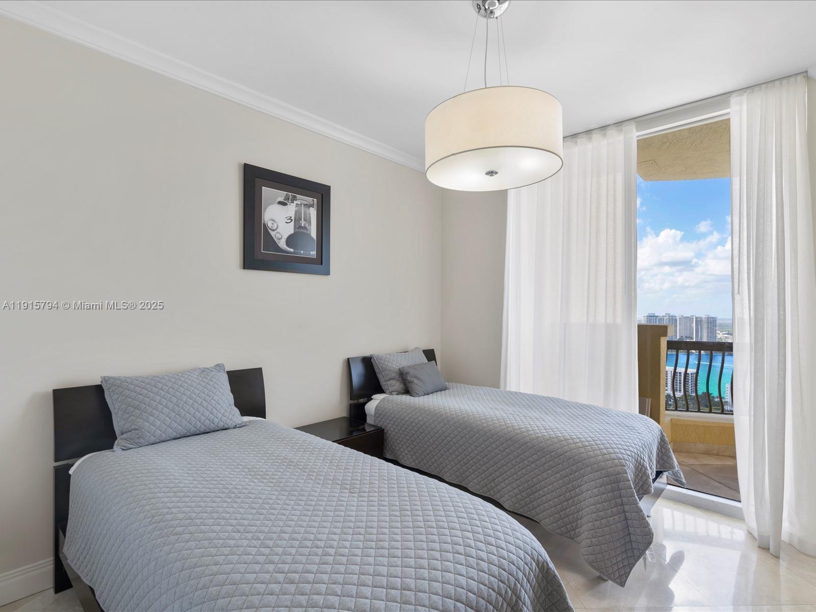 17875 Collins Ave #3305, Sunny Isles Beach FL 33160