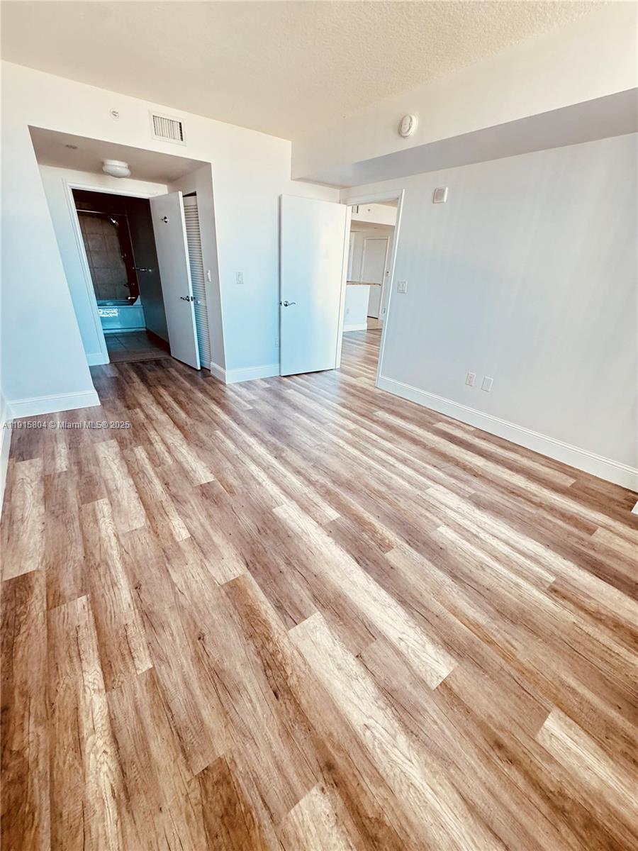 19501 W Country Club Dr #2310, Aventura FL 33180