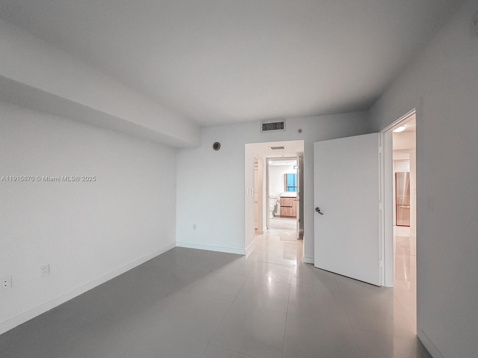1800 N Bayshore Dr #3705, Miami FL 33132