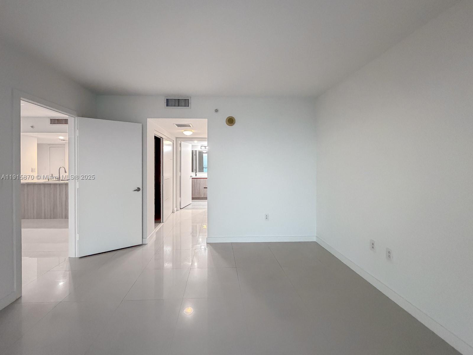 1800 N Bayshore Dr #3705, Miami FL 33132