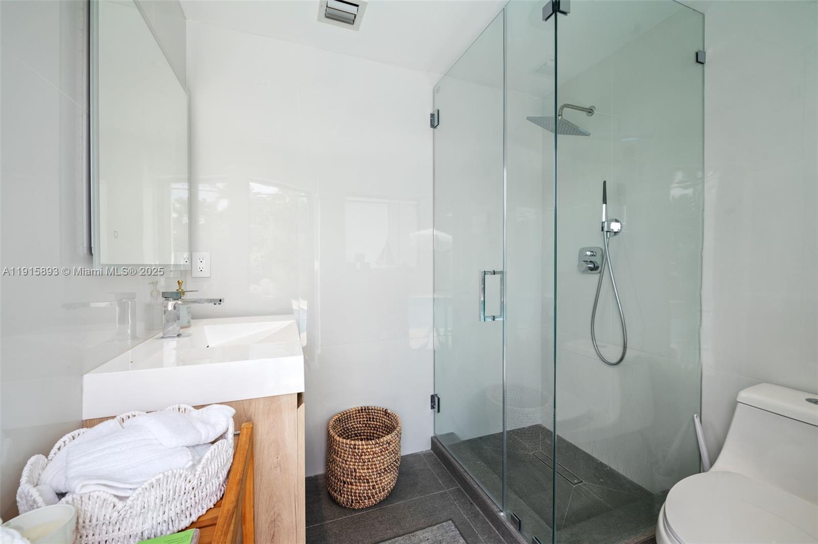 1792 Cleveland Rd, Miami Beach FL 33141