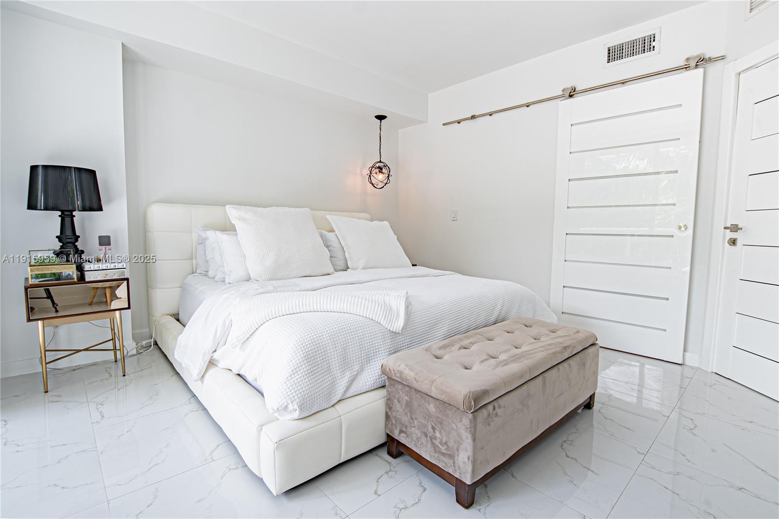500 Brickell Ave #301, Miami FL 33131
