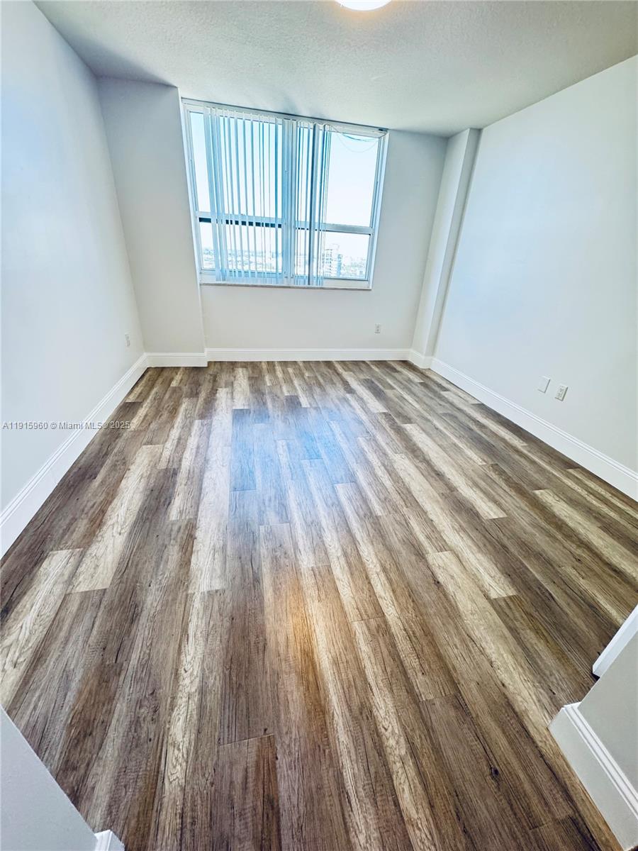 19501 W Country Club Dr #2310, Aventura FL 33180