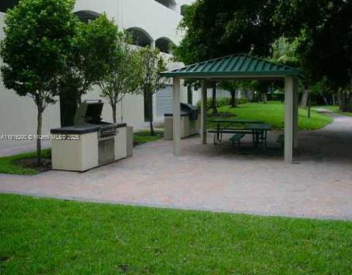 19501 W Country Club Dr #PH-06, Aventura FL 33180