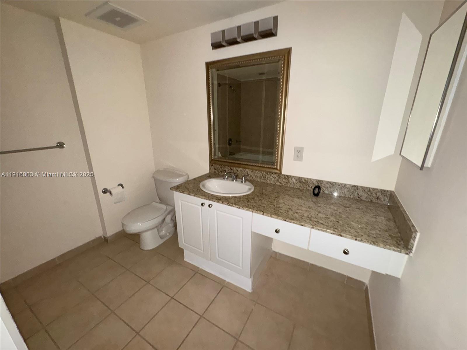 19501 W Country Club Dr #PH-06, Aventura FL 33180