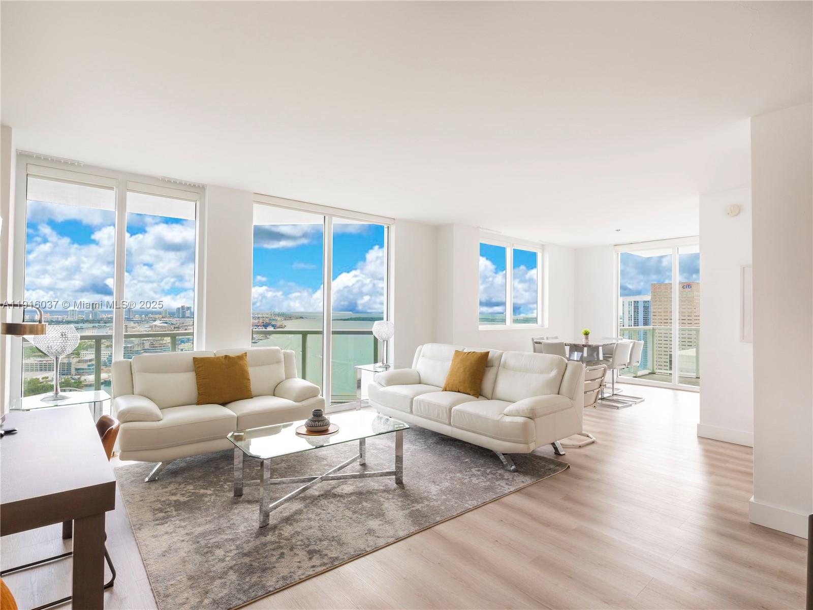 244 Biscayne Blvd #3703, Miami FL 33132