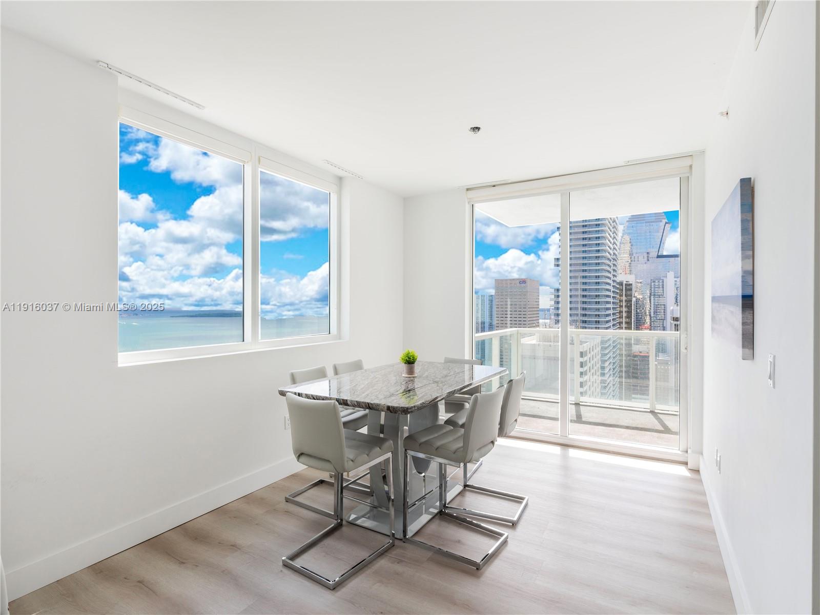 244 Biscayne Blvd #3703, Miami FL 33132