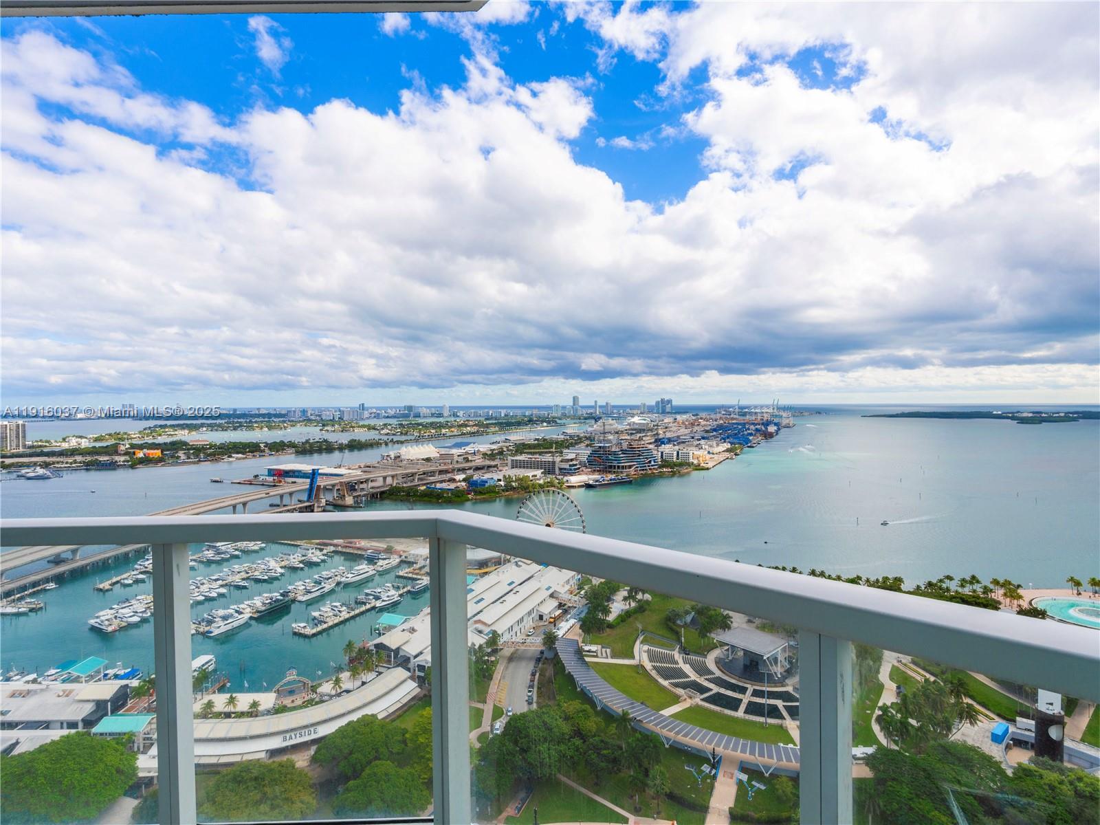 244 Biscayne Blvd #3703, Miami FL 33132