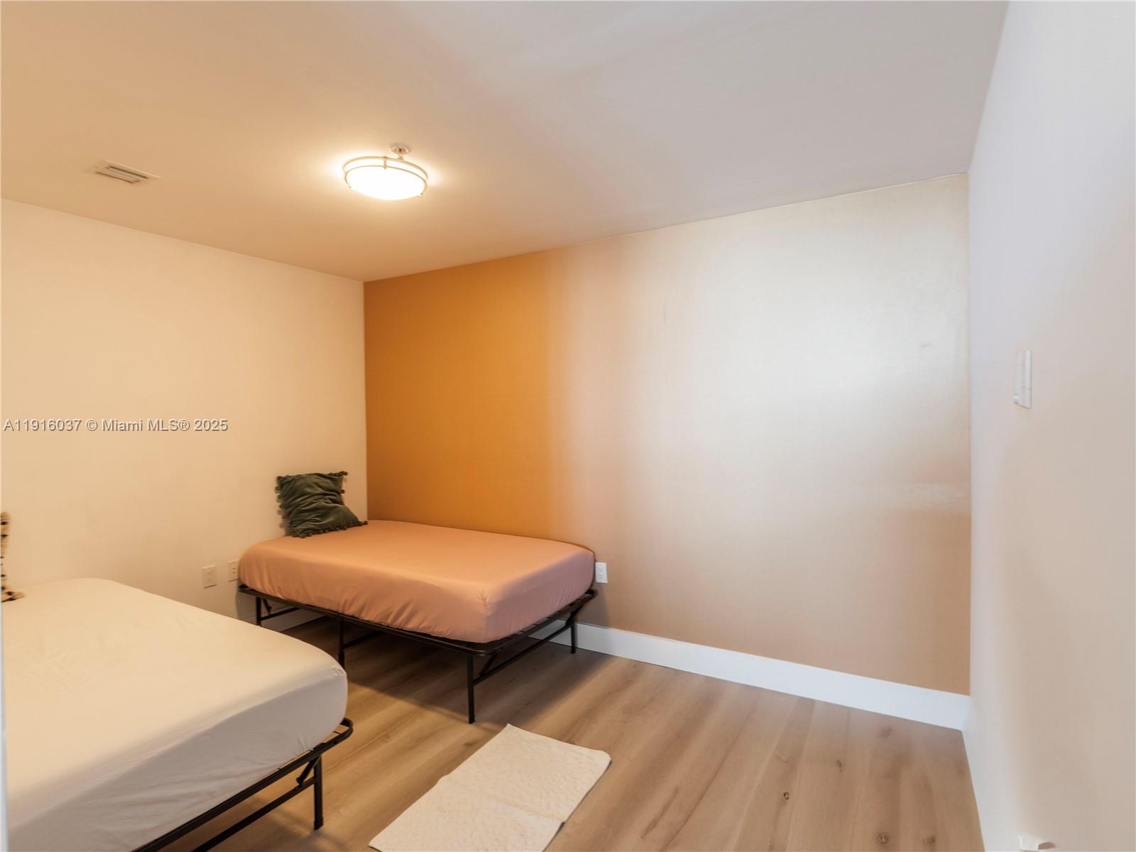 244 Biscayne Blvd #3703, Miami FL 33132