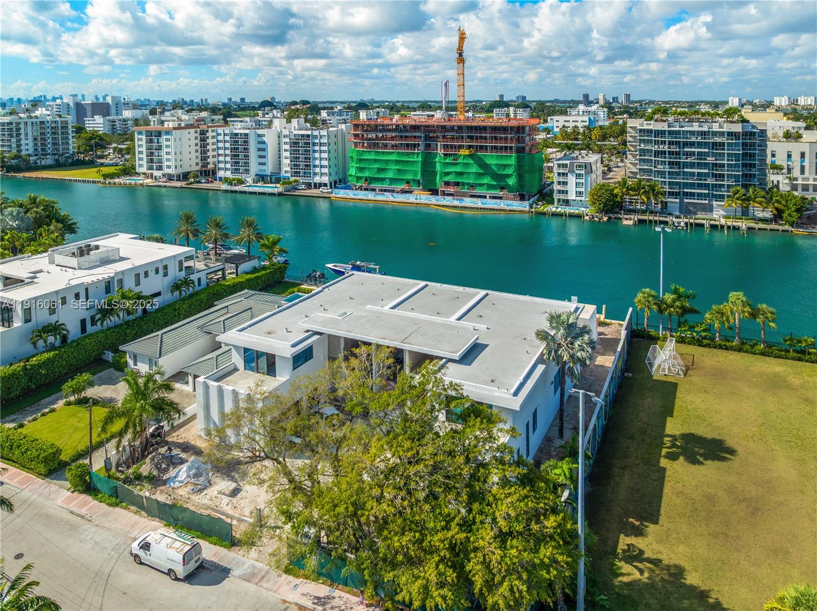 9540 Bay Dr, Surfside FL 33154