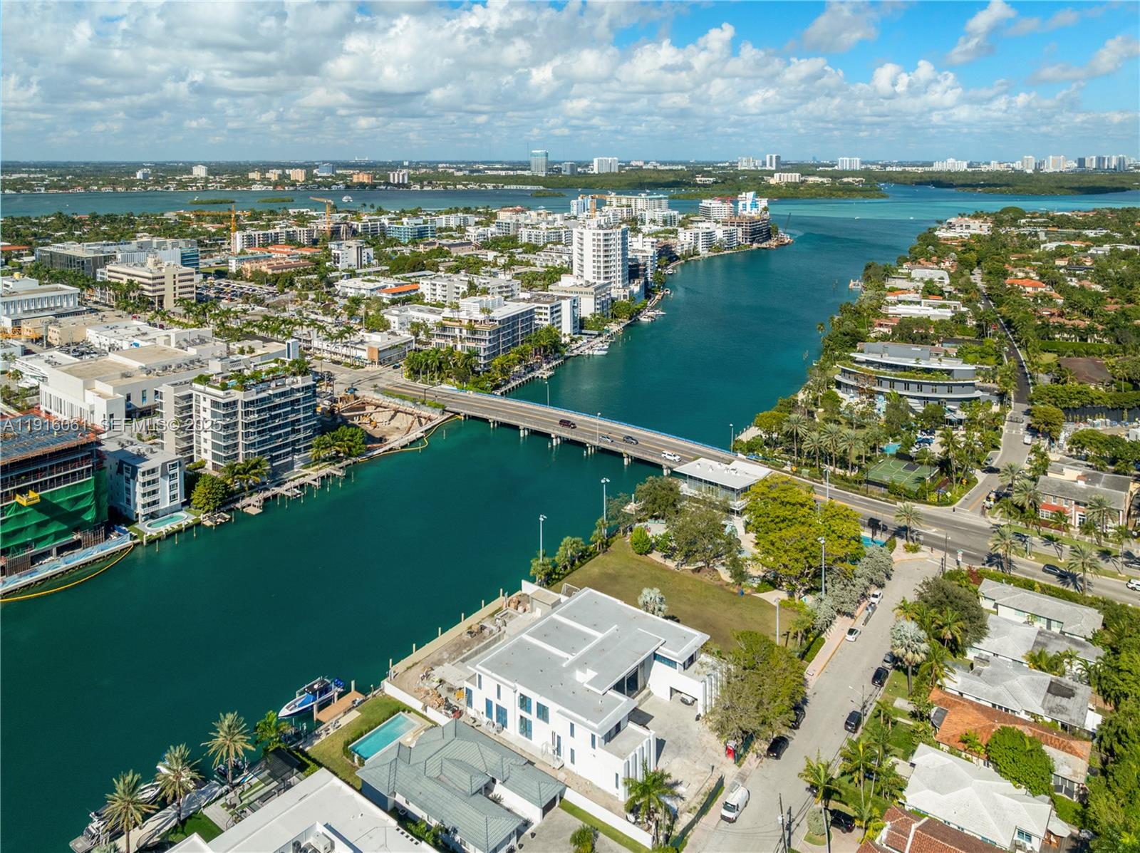 9540 Bay Dr, Surfside FL 33154