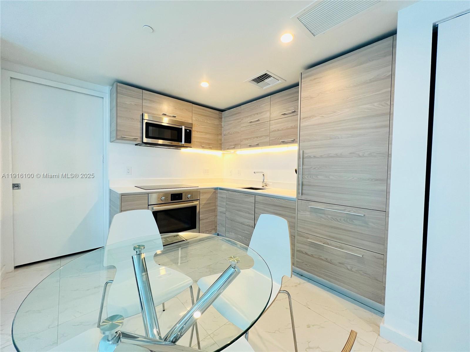 1300 S Miami Ave #2307, Miami FL 33130