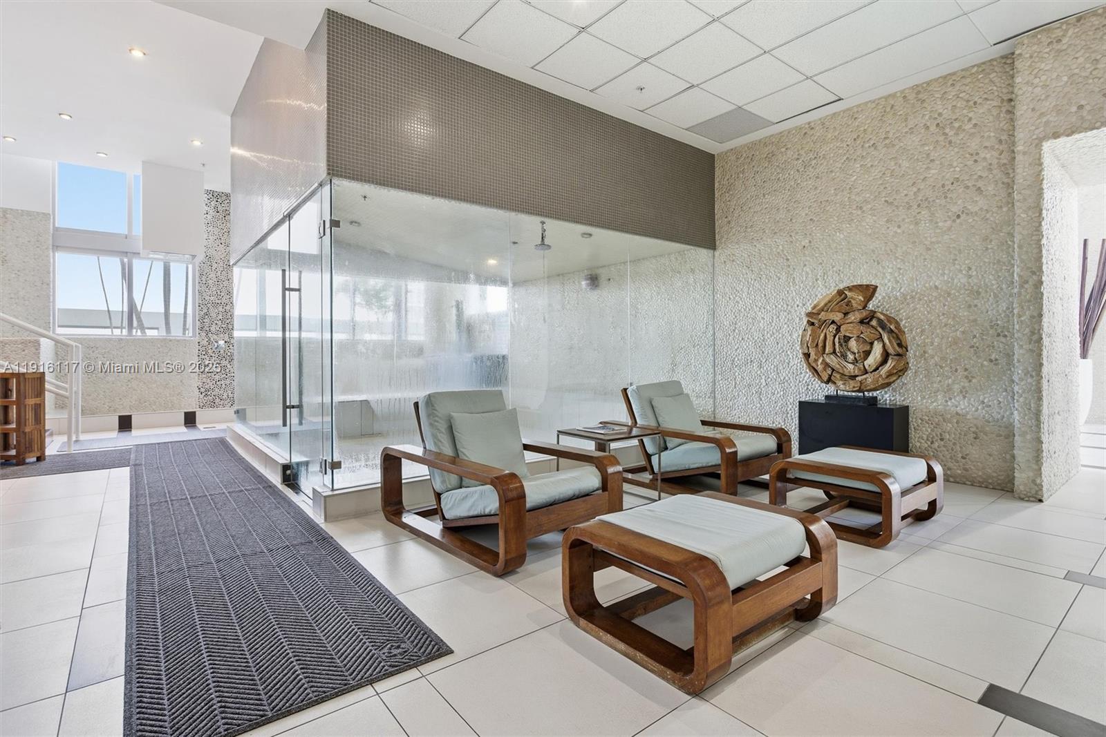 92 SW 3rd St #1604, Miami FL 33130