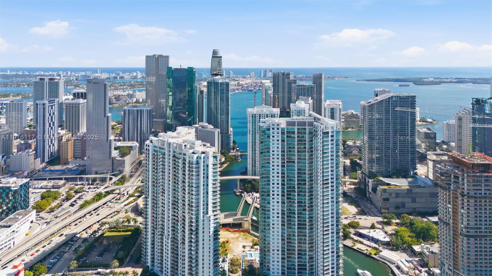 92 SW 3rd St #1604, Miami FL 33130