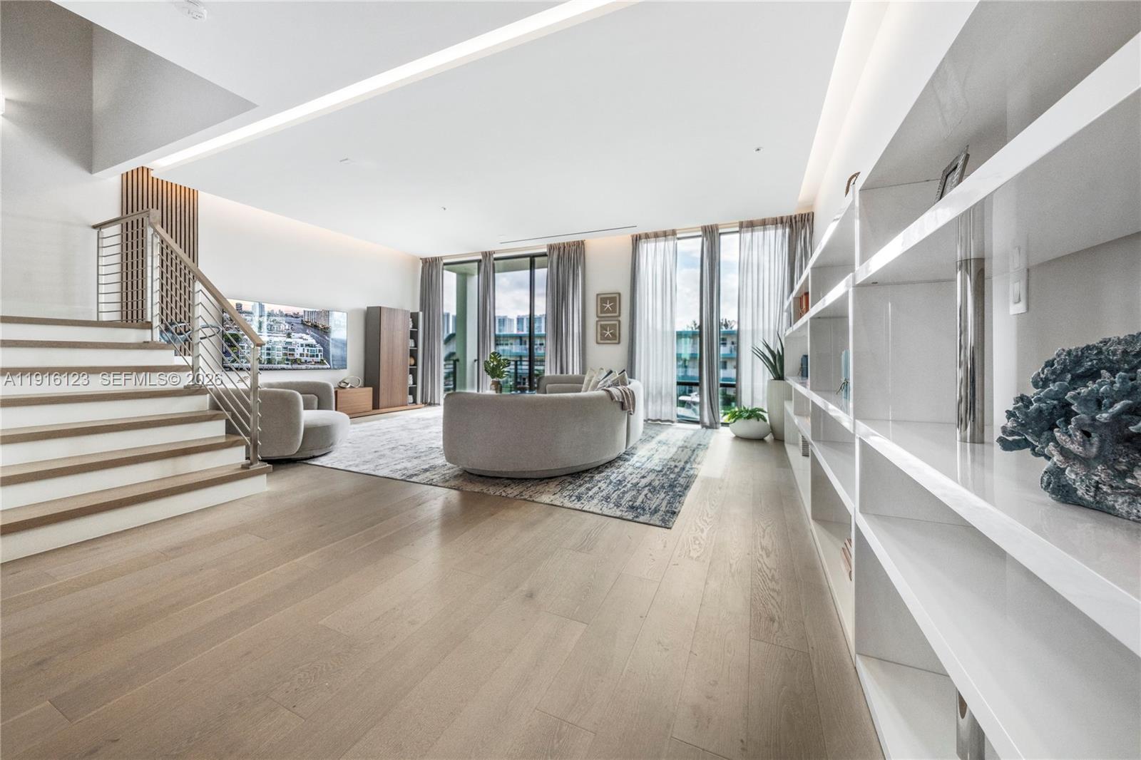 4098 NE 167 ST #9, North Miami Beach FL 33160