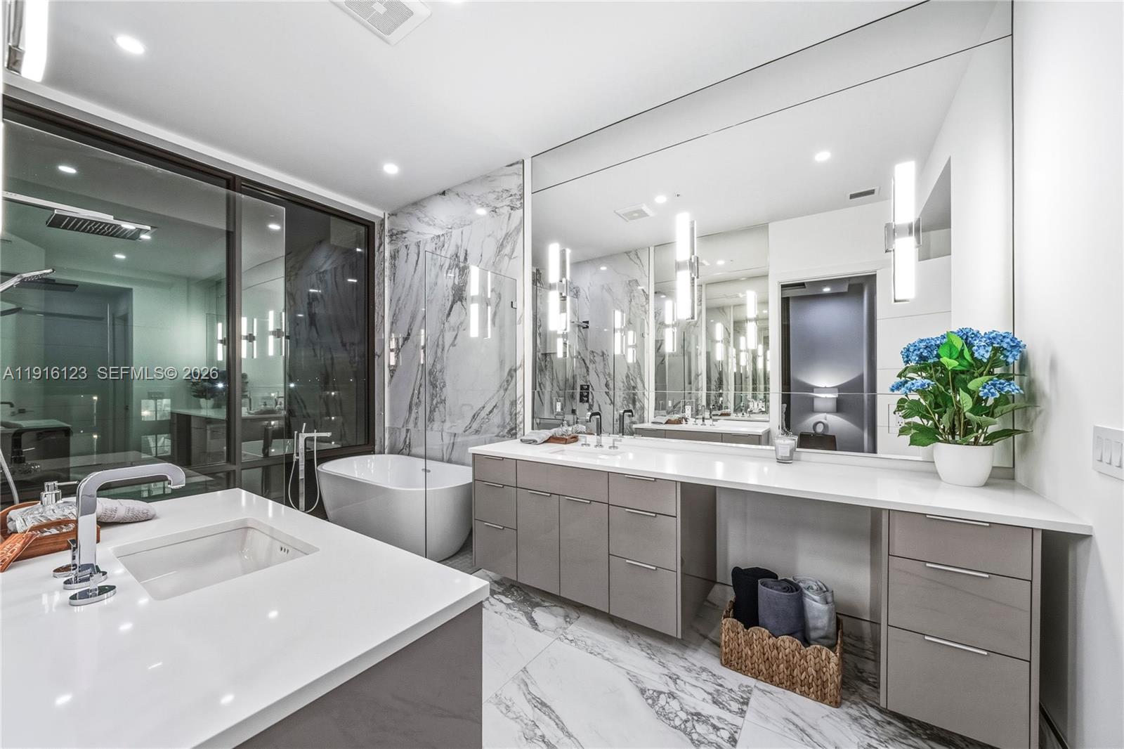 4098 NE 167 ST #9, North Miami Beach FL 33160