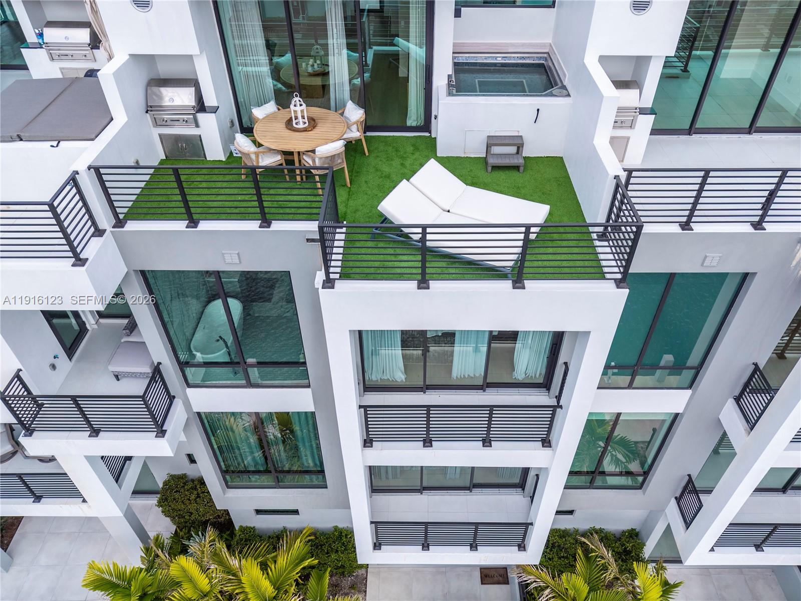 4098 NE 167 ST #9, North Miami Beach FL 33160