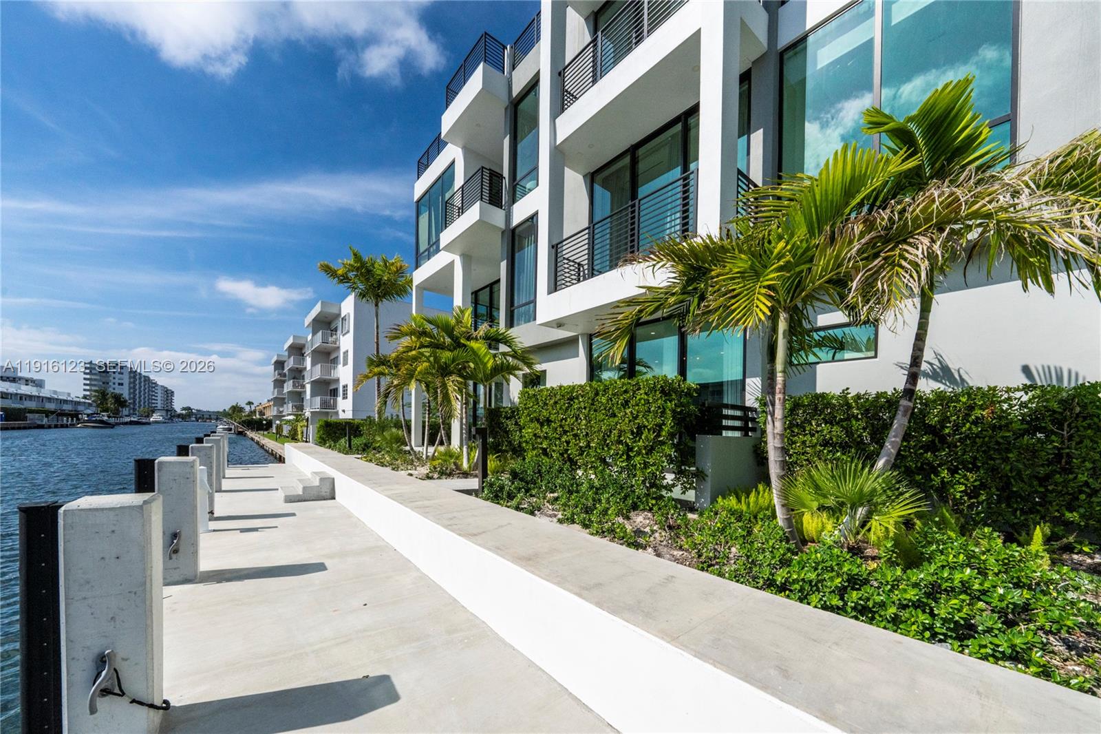 4098 NE 167 ST #9, North Miami Beach FL 33160
