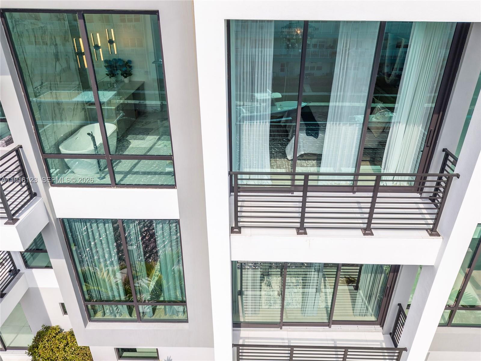 4098 NE 167 ST #9, North Miami Beach FL 33160