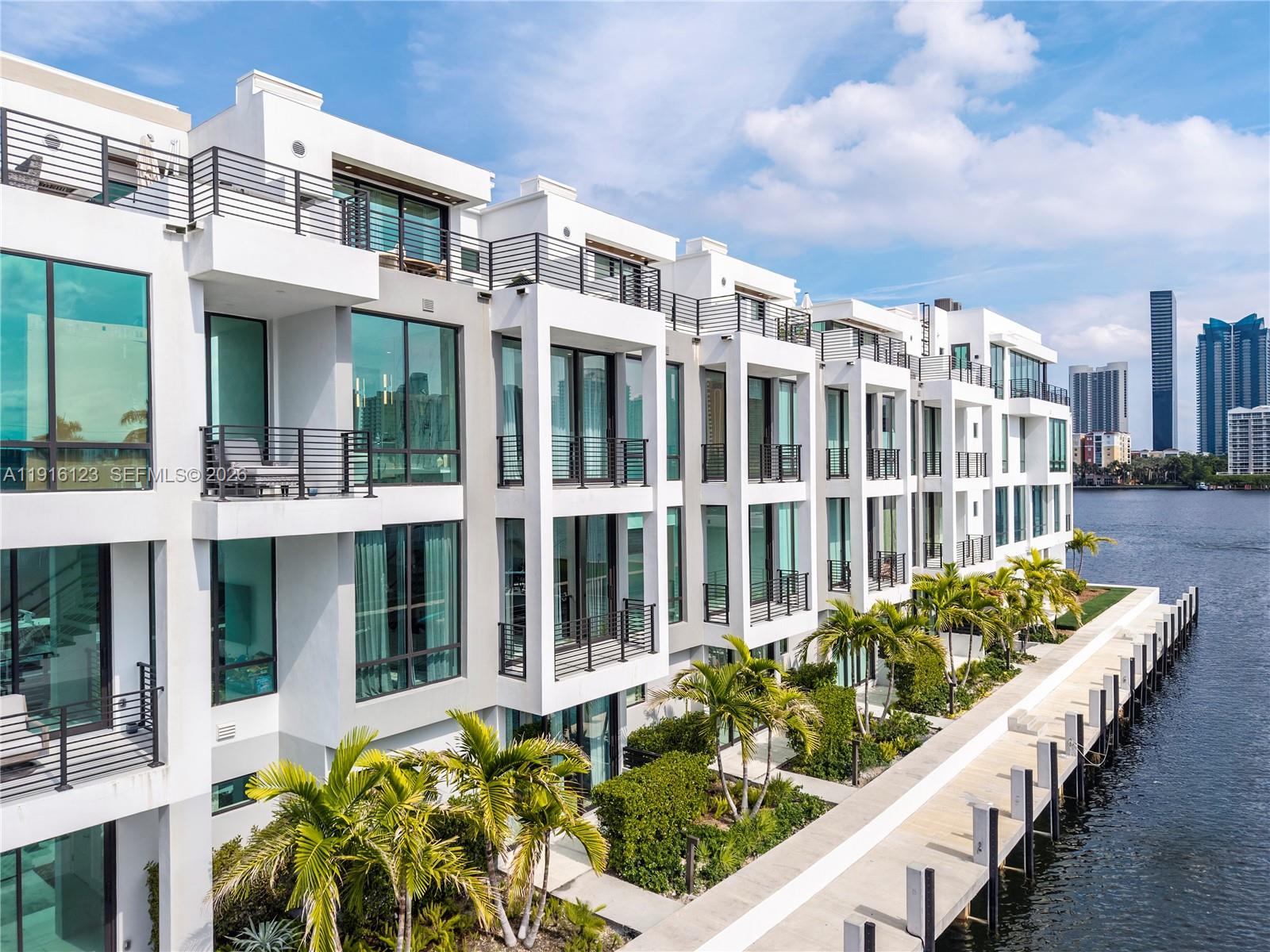 4098 NE 167 ST #9, North Miami Beach FL 33160