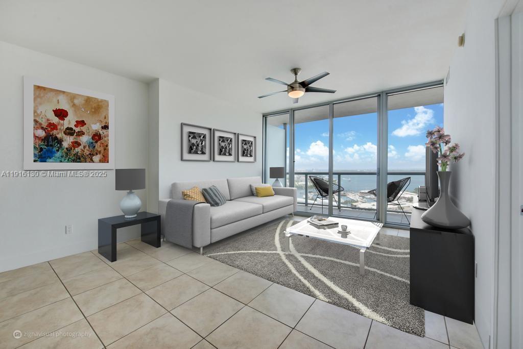 888 Biscayne Blvd #2905, Miami FL 33132