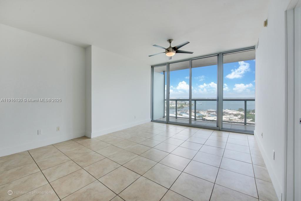 888 Biscayne Blvd #2905, Miami FL 33132