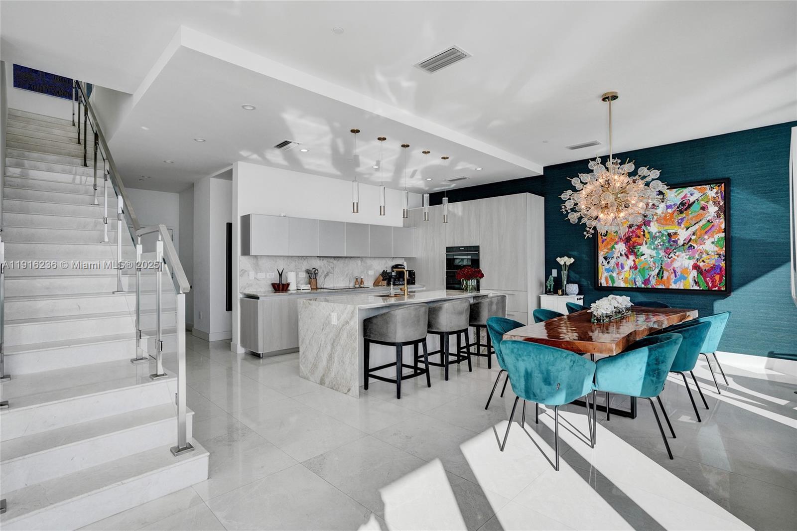 3131 NE 7th Ave #UPH5301, Miami FL 33137