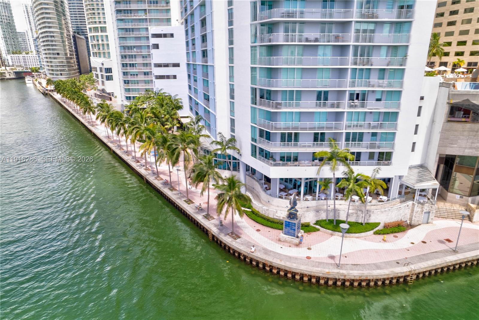 335 S Biscayne Blvd #1209, Miami FL 33131