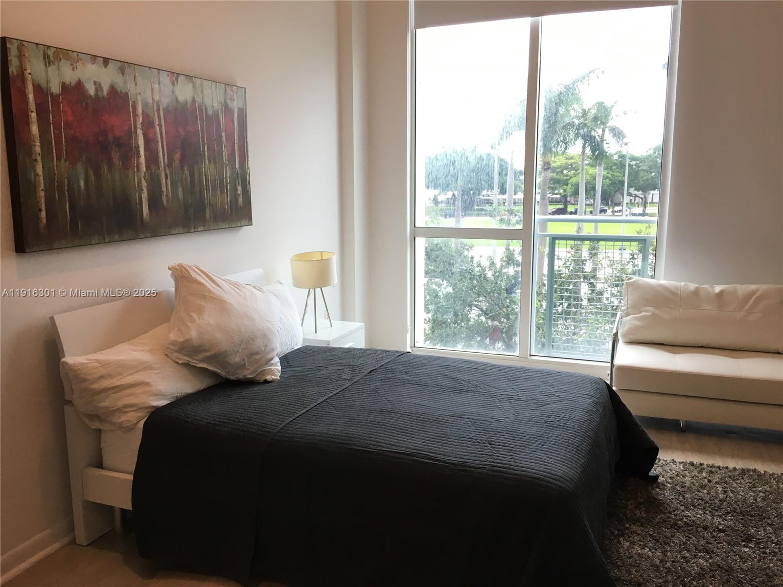 253 NE 2nd St #233, Miami FL 33132