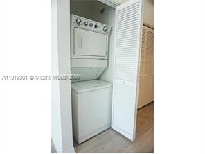 253 NE 2nd St #233, Miami FL 33132