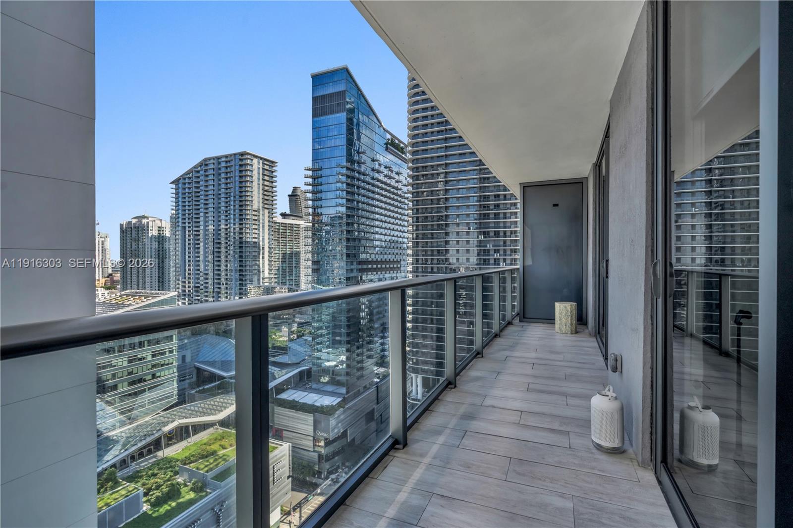 55 SW 9th St #2610, Miami FL 33130