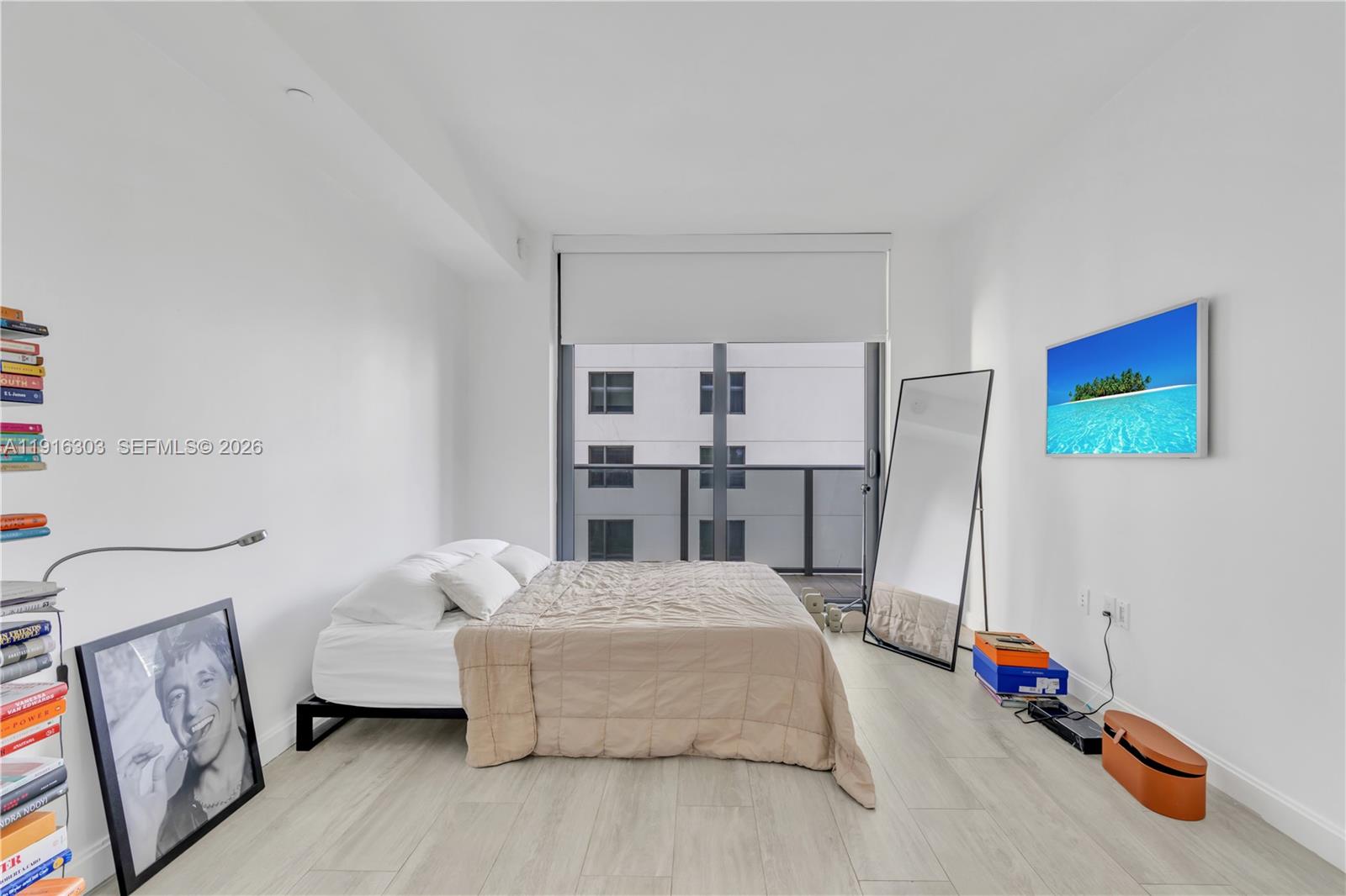 55 SW 9th St #2610, Miami FL 33130