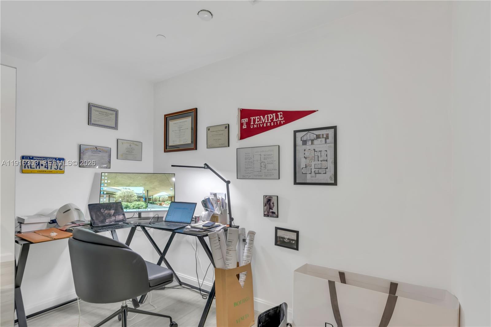 55 SW 9th St #2610, Miami FL 33130