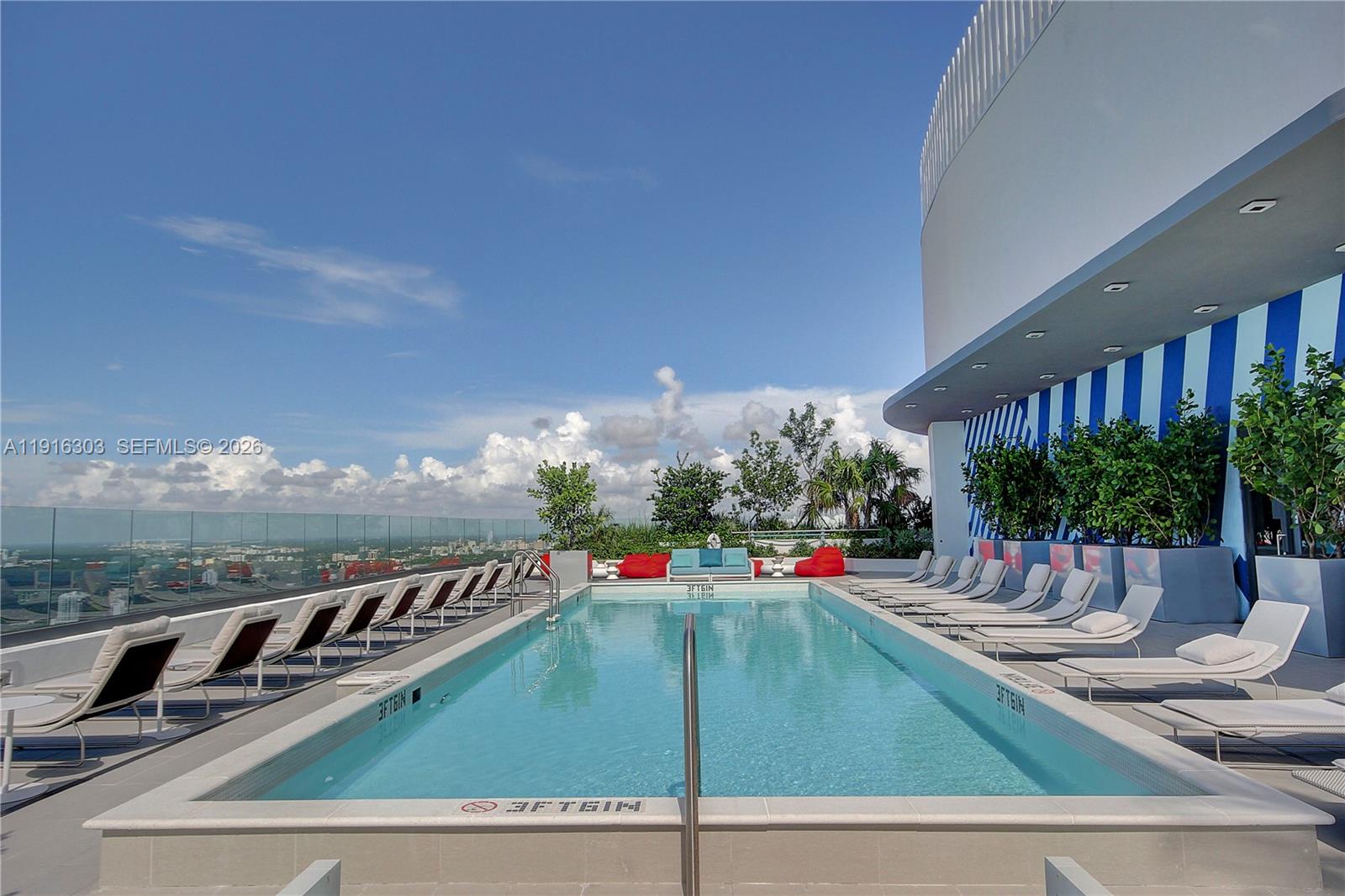 55 SW 9th St #2610, Miami FL 33130