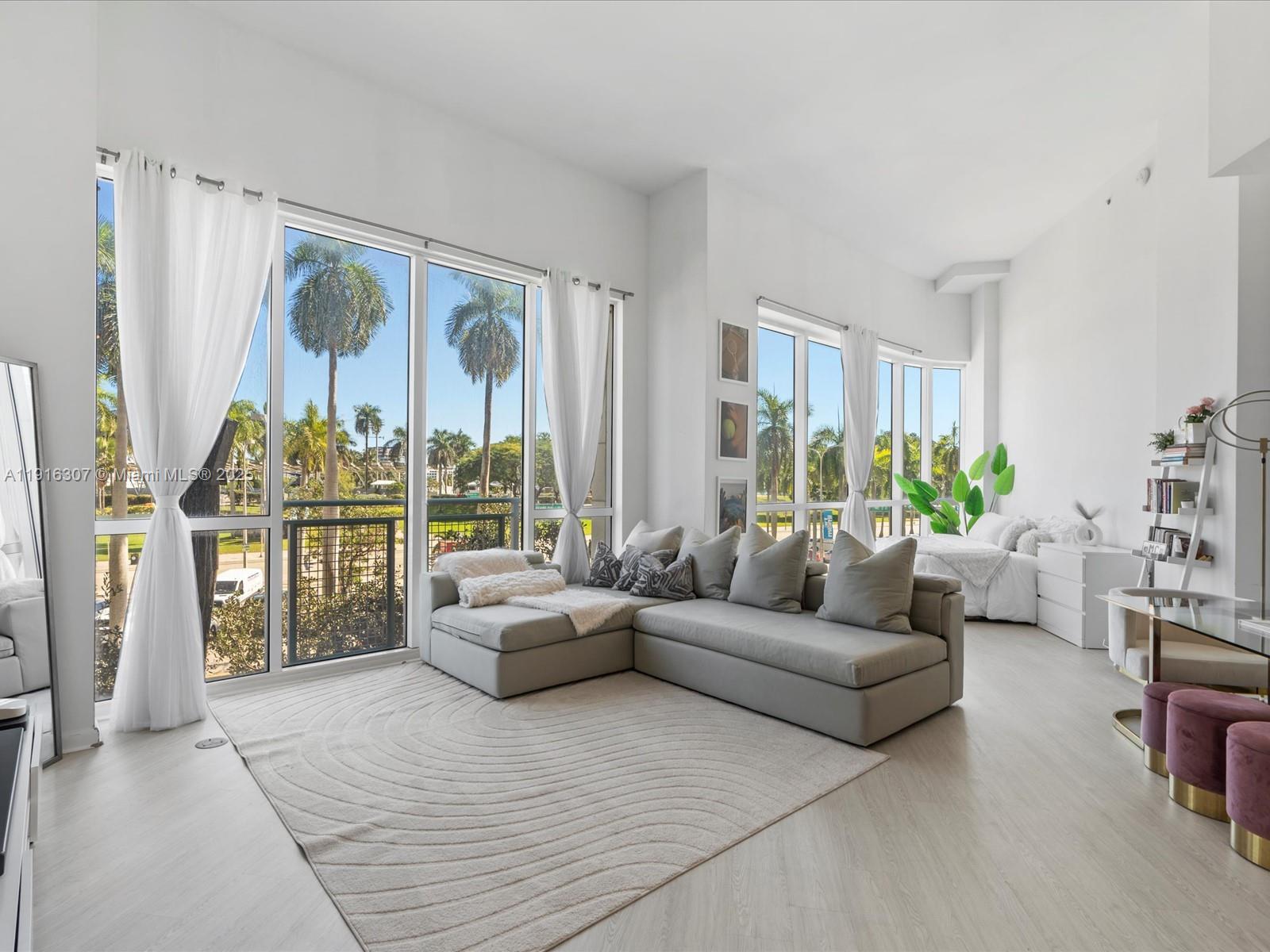 253 NE 2nd St #229, Miami FL 33132