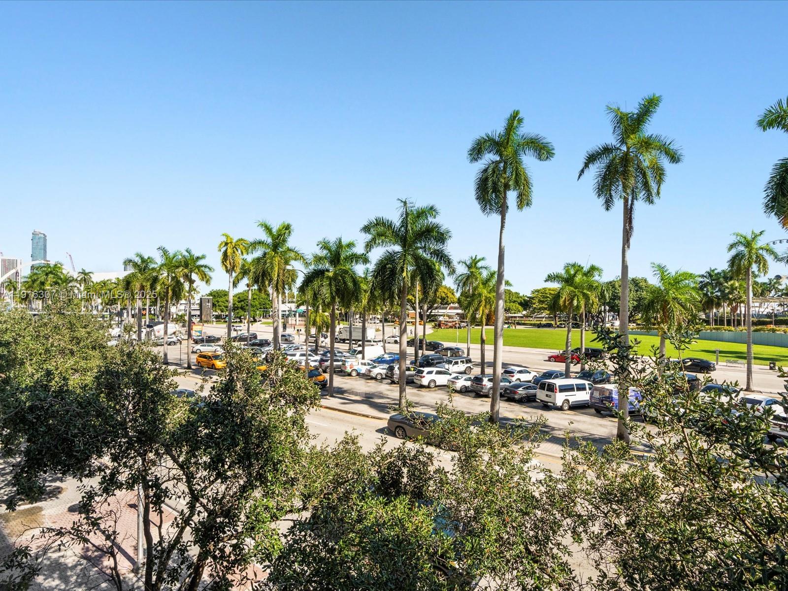 253 NE 2nd St #229, Miami FL 33132