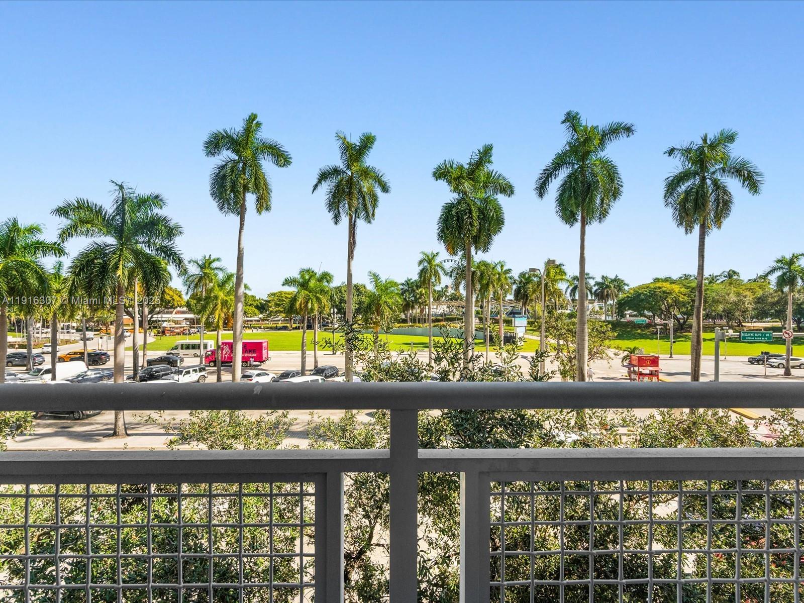 253 NE 2nd St #229, Miami FL 33132