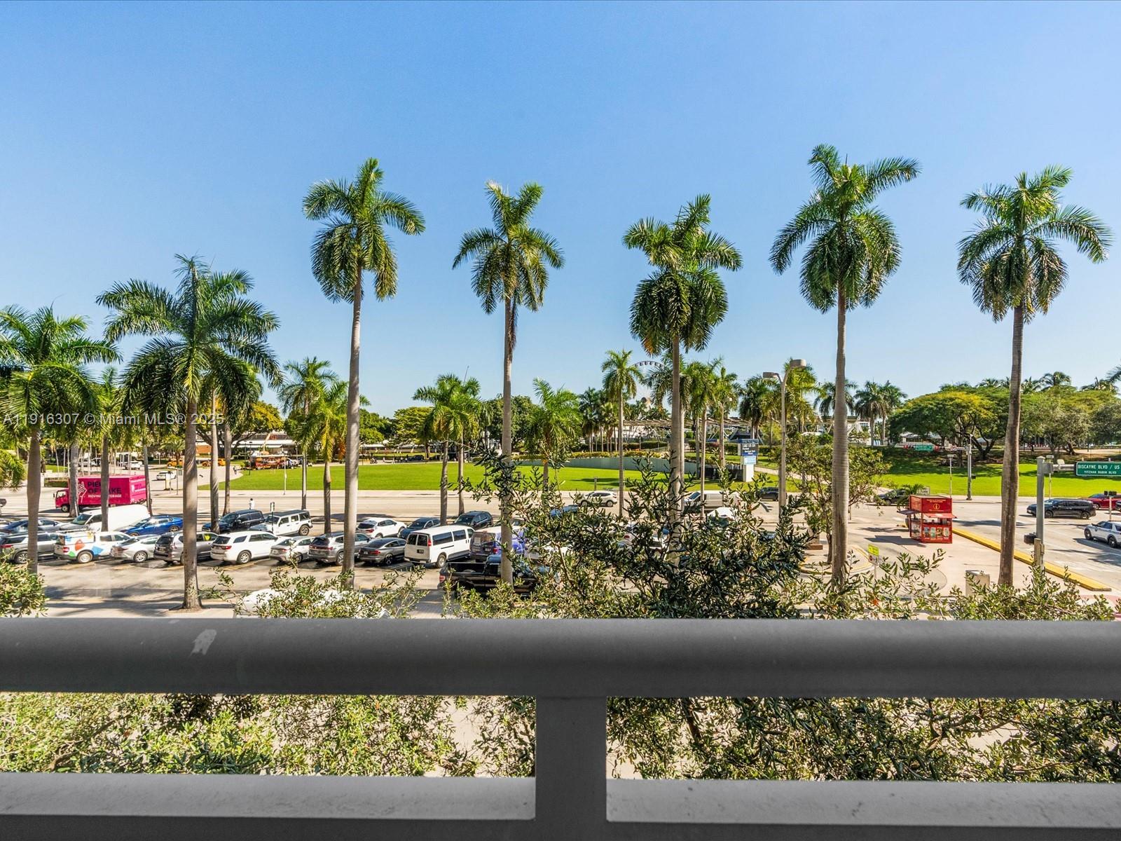 253 NE 2nd St #229, Miami FL 33132