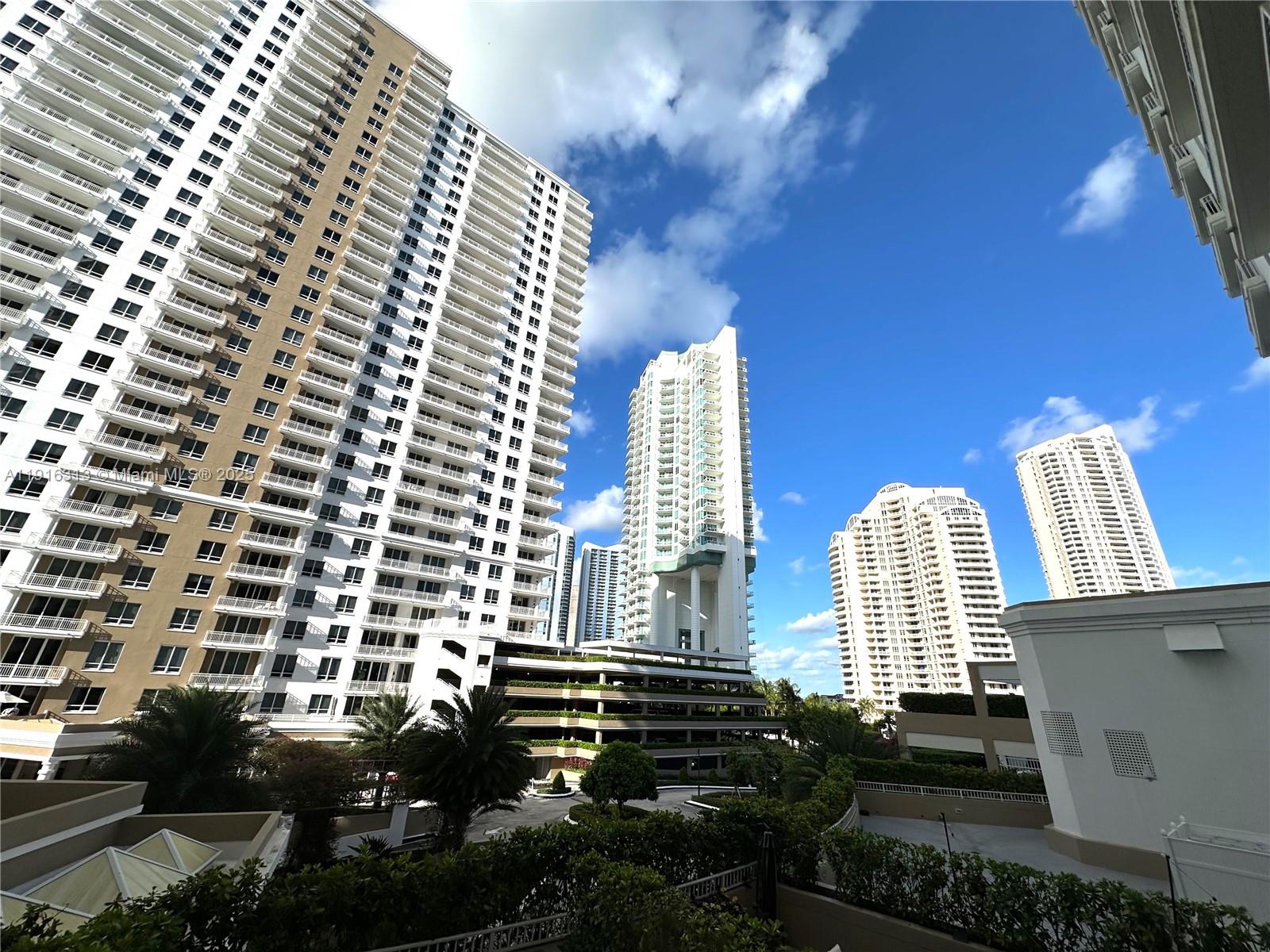 701 Brickell Key Blvd #507, Miami FL 33131