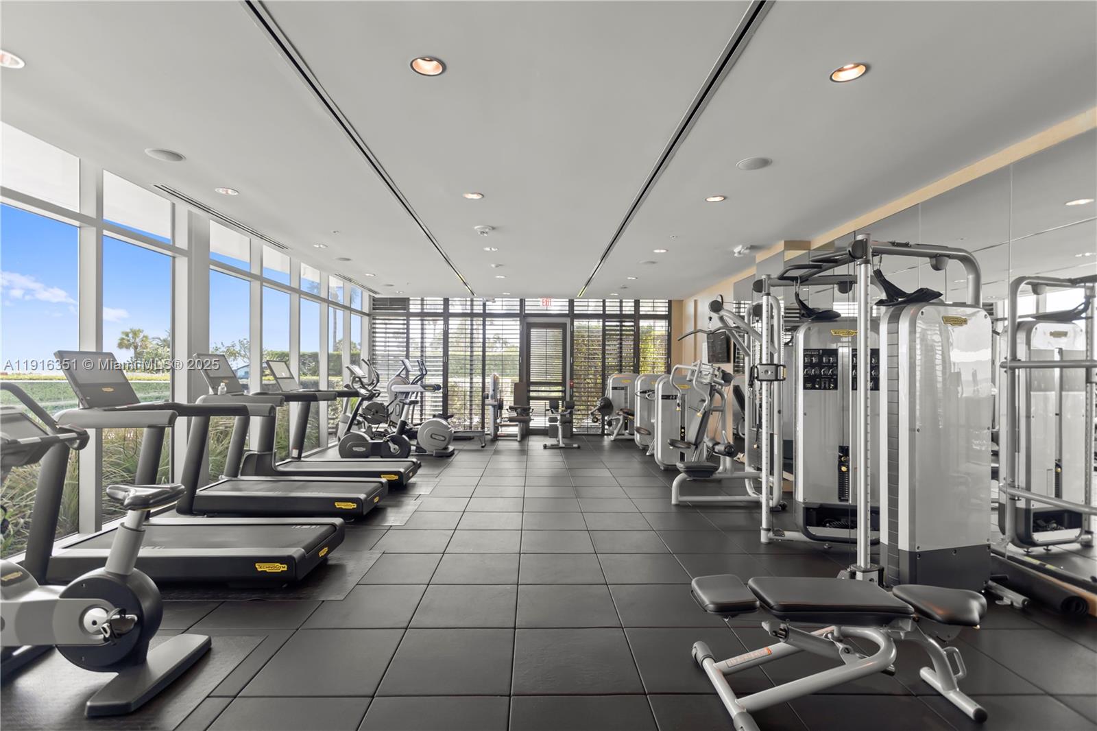 350 Ocean Dr #904N, Key Biscayne FL 33149