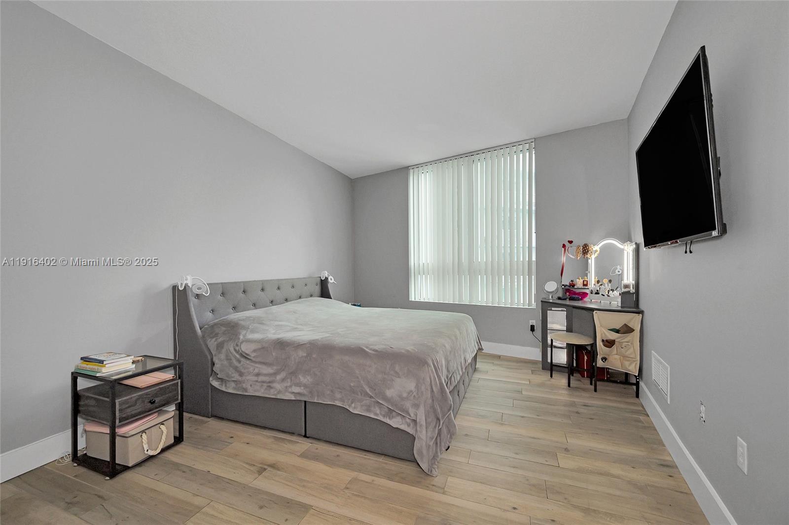 1900 N Bayshore Dr #4019, Miami FL 33132